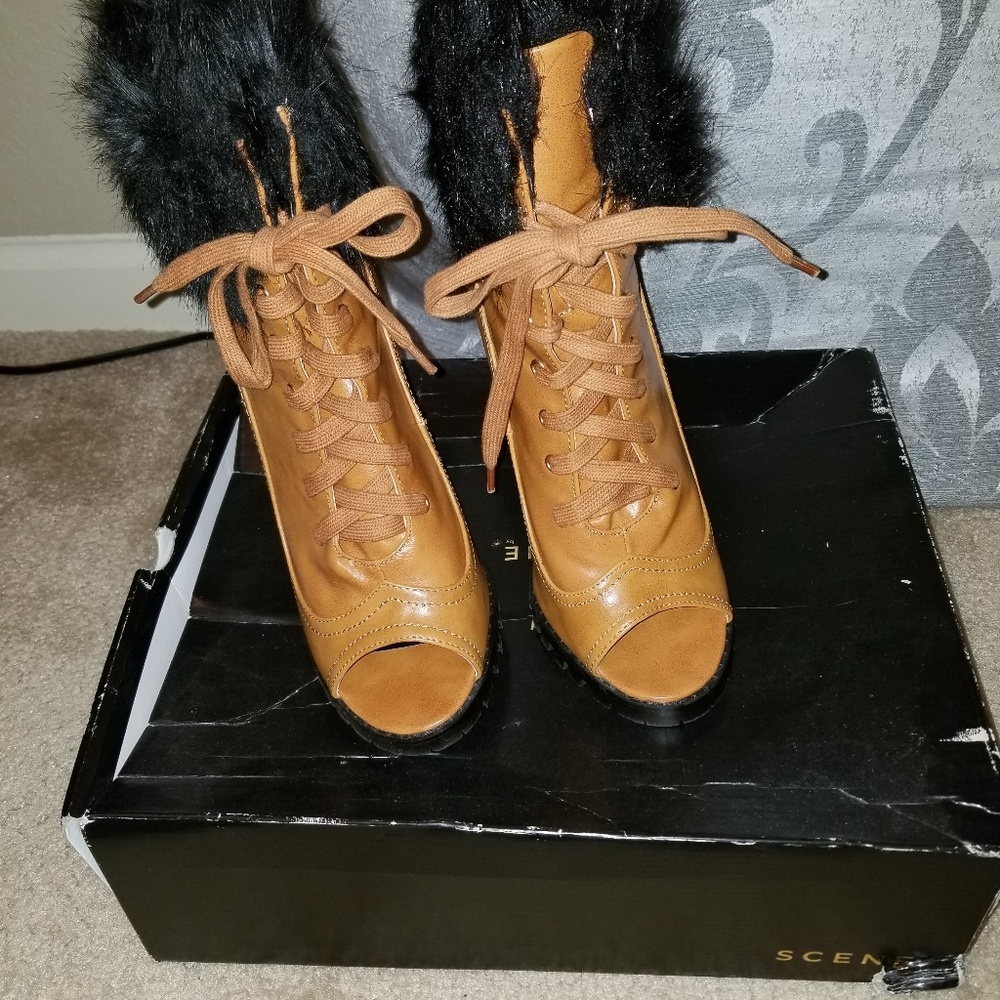 Women's Peek Toe Boots